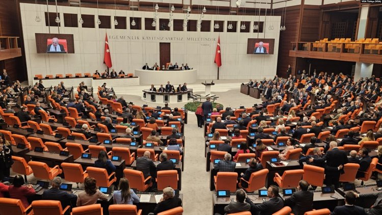 TBMM’de İsrail oturumuyla “Türkiye’ye tehdit” iddiası tartışıldı.