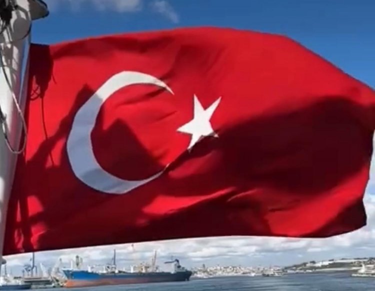 Cumhuriyetimizin 101. yıl dönümünü büyük bir gurur ve heyecanla kutluyoruz.