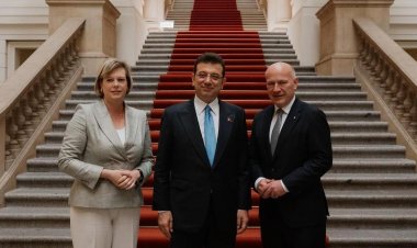 Berlin ve İstanbul 35 Yıllık Ortaklığı Kutladı