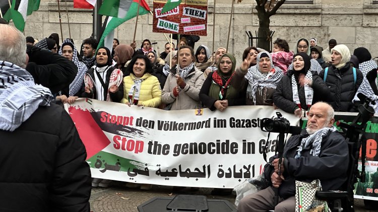 Berlin’de İsrail’in Gazze ve Lübnan Saldırılarına Aralıksız Protesto