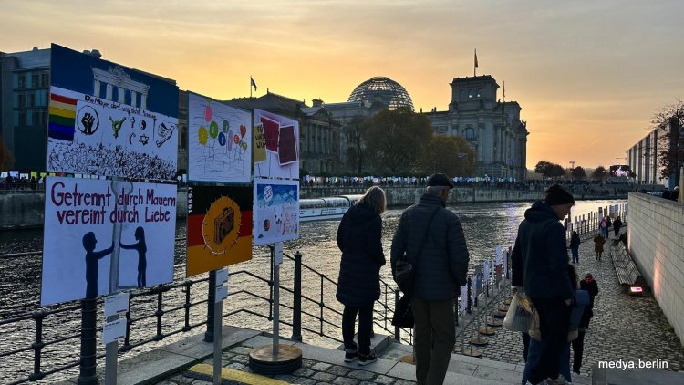 Berlin Duvarı’nın Yıkılışının 35. Yılı