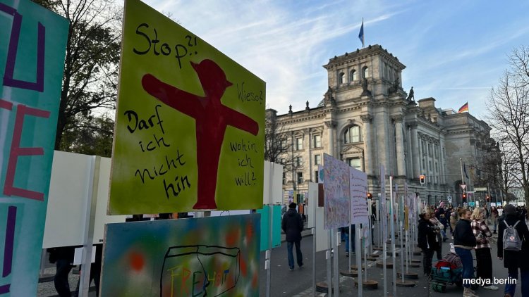 Berlin Duvarı’nın Yıkılışının 35. Yılı