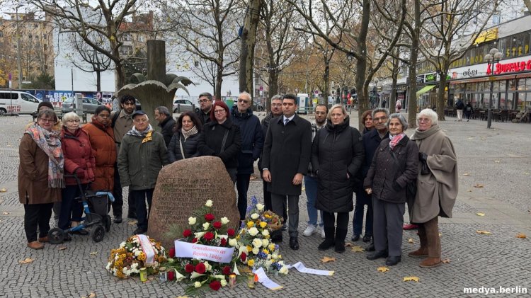 Berlin’de Mete Ekşi’yi Anma Töreni Düzenlendi