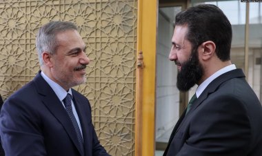 Dışişleri Bakanı Hakan Fidan Şam'da HTŞ lideri Ahmed el-Şara’yla görüştü