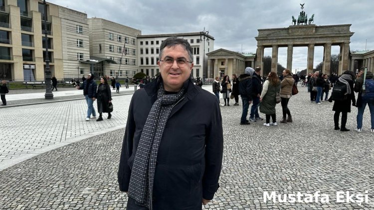 Prof. Dr. Ersan Şen: “Türk Toplumu Almanya’da Hak Ettiği Yere Ulaşmalı”