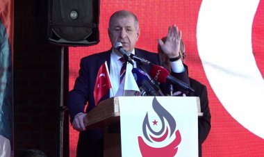 Ümit Özdağ gözaltına alındı; Cumhurbaşkanı'na hakaretle suçlanıyor