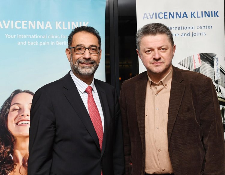 Avicenna Klinik’te Yeni Yıl Resepsiyonu