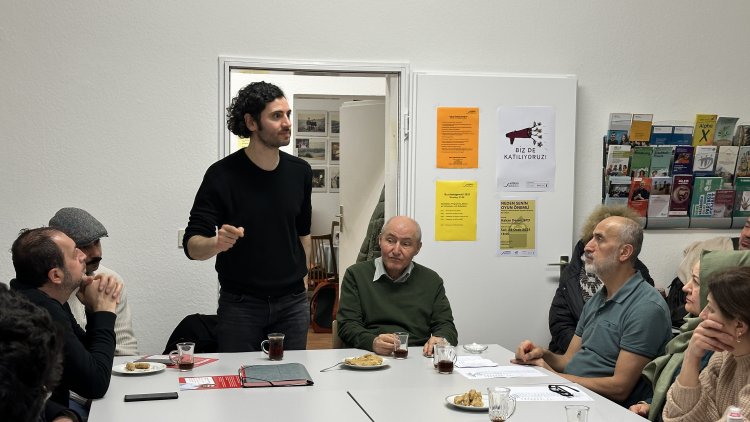 Aufbruch Neukölln’de Seçim Öncesi Buluşma