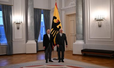 Türkiye’nin Berlin Büyükelçisi Gökhan Turan, Güven Mektubunu Cumhurbaşkanı Steinmeier’e Sundu