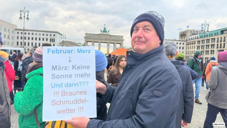 Berlin’de Göç ve Demokrasi İçin Protesto: “Almanya’nın Geleceği Tehlikede”