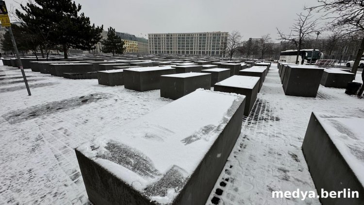 Berlin’de Kar Yağışı