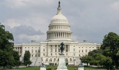 Senato Demokratlar'ın muhalefetini aşarak hükümetin kapanmasını önledi