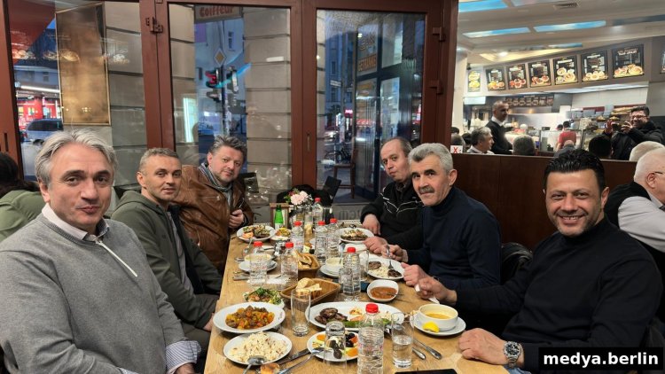 Berlin’de iftar buluşması