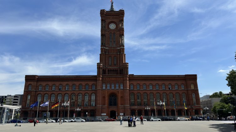 Berlin’de “Randevusuz Gün” Başarılı Geçti