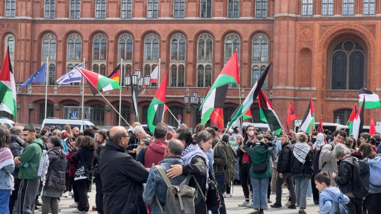Berlin’de İsrail Protestosu