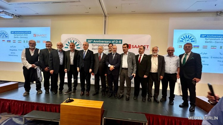 Berlin’de D-8 Zirvesi: Adil Dünya İdeali İçin 28. Yıl Buluşması