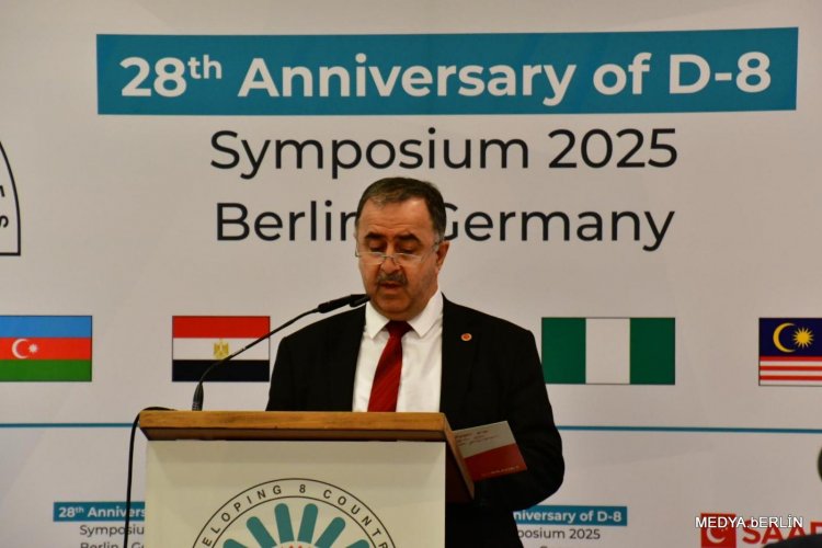 Berlin’de D-8 Zirvesi: Adil Dünya İdeali İçin 28. Yıl Buluşması