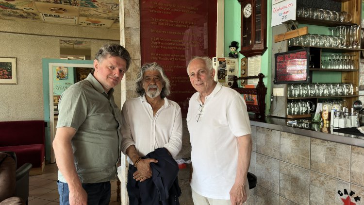 Alexander von Bismarck, Café Kotti’de Kreuzberg anılarını anlattı