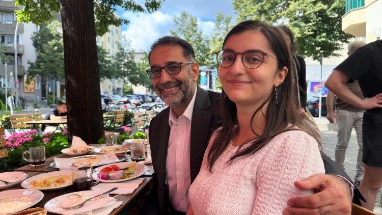 Berlin’de Sabarini Ailesinden Mezuniyet Kutlaması