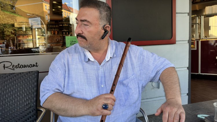 Berlin’de kavalın sesi