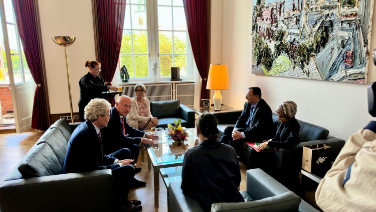 Türkiye’nin Berlin Büyükelçisi Gökhan Turan’dan Rotes Rathaus’a Resmi Ziyaret