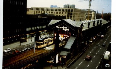 Schöneberg’de Sokak Şenliği