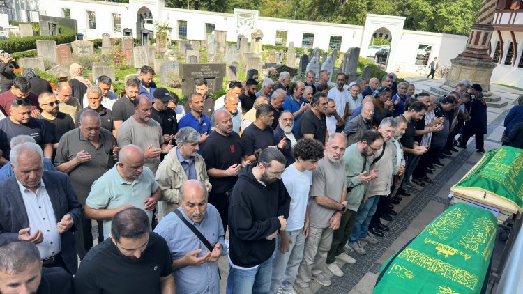 Ümit Akkaya Berlin’de toprağa verildi