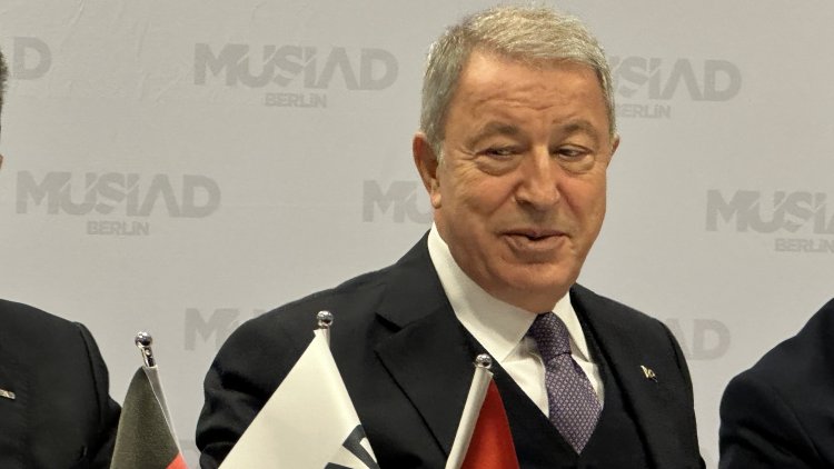 Hulusi Akar: “Türkiye terörle mücadelede kararlı, savunma sanayinde bağımsız”