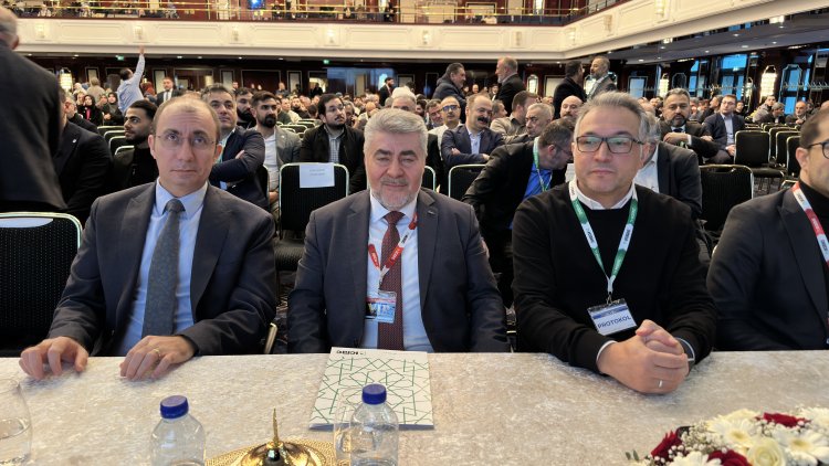 Maide-i Kur’an 2025 Berlin’de Yoğun Katılımla Gerçekleşti: Manevi Buluşmada Birlik ve Dayanışma Mesajları