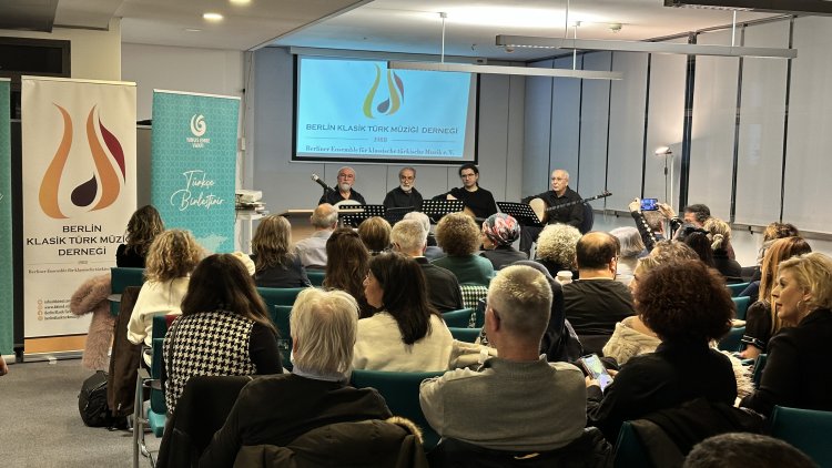 Büyük Konser Öncesi Yunus Emre Enstitüsü’nde Türk Müziği Dinletisi