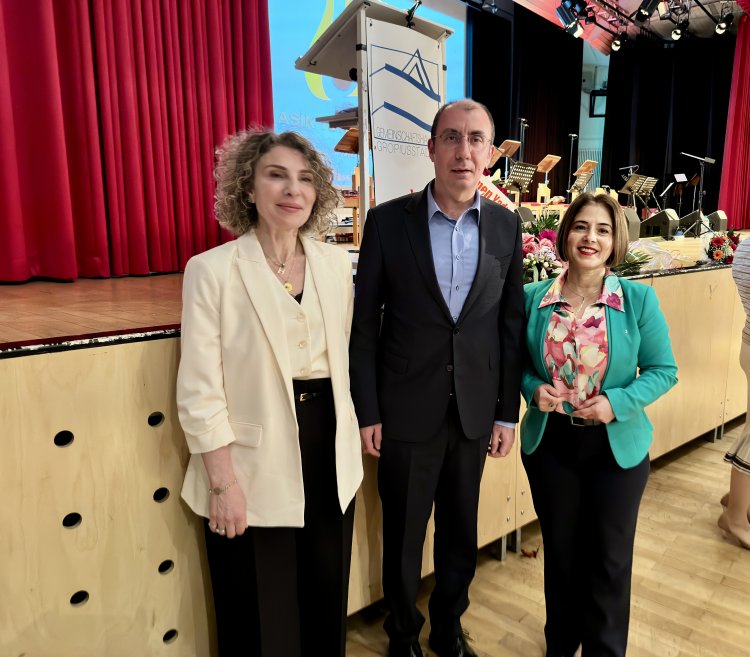 Berlin’de klâsik Türk müziğiyle zamanda yolculuk