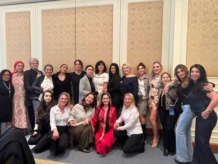 Berlin Güçlü Kadınlar Dayanışması Kahvaltı Etkinliğinde Bir Araya Geldi