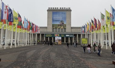 350 bin ziyaretçi 100. yılını kutlayan Grüne Woche’de buluştu