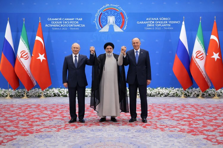 Nereden Nereye: Tahran Fotoğrafından Küresel Fay Hatlarına