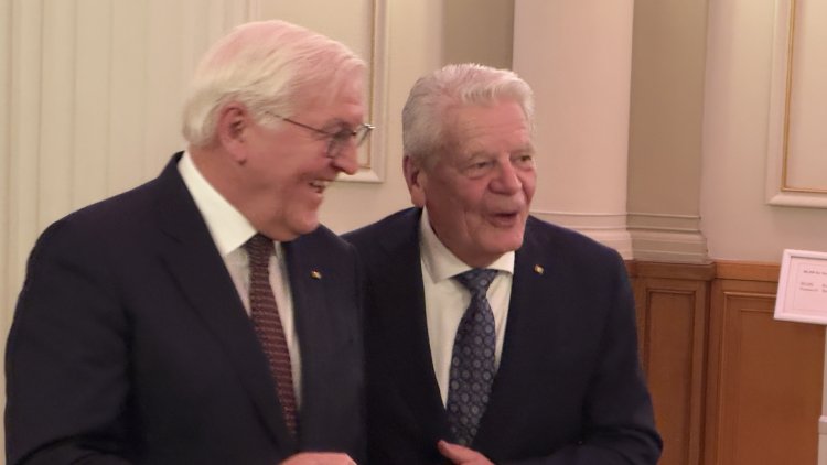 Steinmeier: Demokrasi güven ister