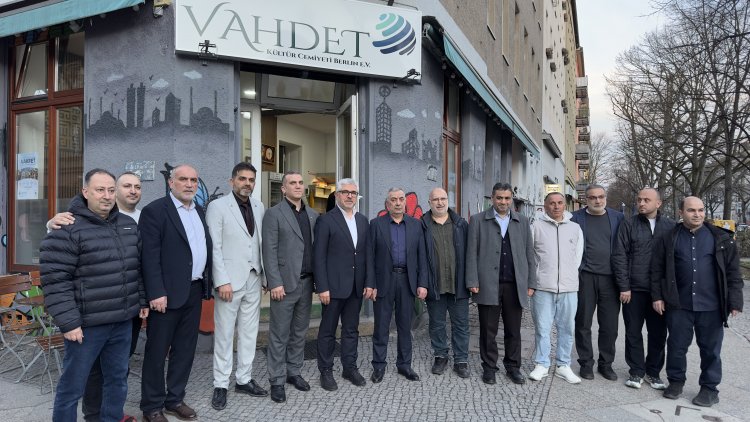 AK Parti Samsun Milletvekili Ersan Aksu Berlin’de hemşehrileriyle buluştu