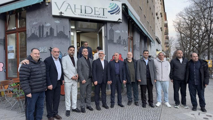 AK Parti Samsun Milletvekili Ersan Aksu Berlin’de hemşehrileriyle buluştu