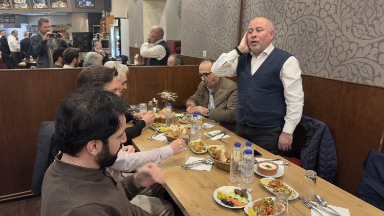 Berlin’de ilahiyatçıların buluştuğu iftar sofrası