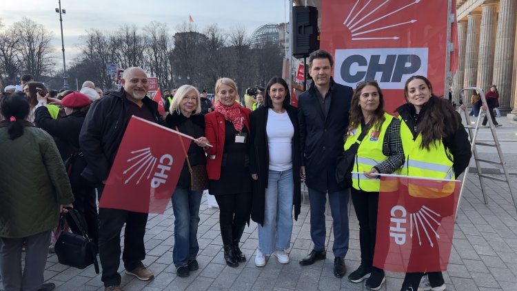 SPD’li Stefan Krach: “Bu bir çıkar meselesi değil, demokratik dayanışmadır”