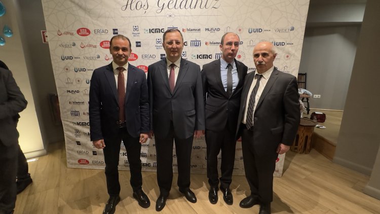 Büyükelçi Gökhan Turan: “Almanya’daki Türk toplumunun en büyük gücü birlik ve beraberliğidir”