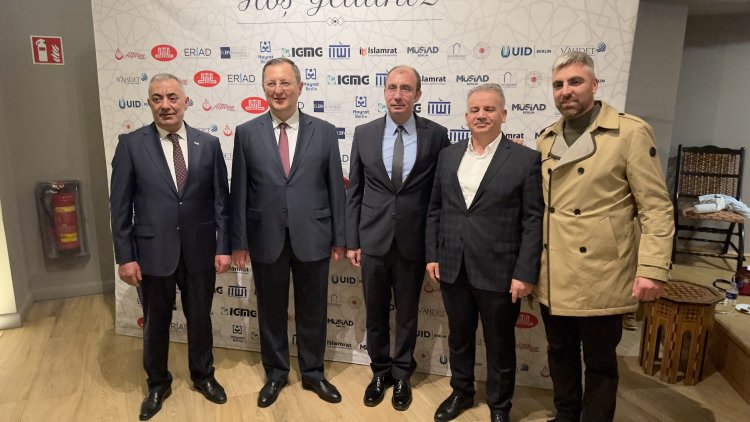 Büyükelçi Gökhan Turan: “Almanya’daki Türk toplumunun en büyük gücü birlik ve beraberliğidir”