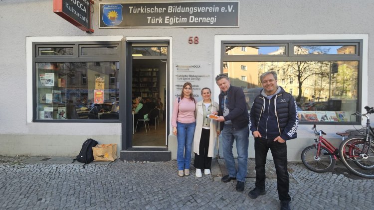 Berlin Türk Eğitim Derneği üyeleriyle bayramlaştı