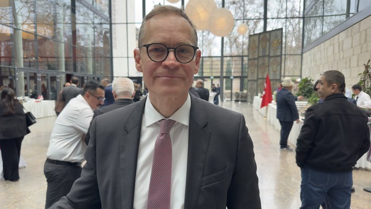 Michael Müller: „Demokratische Kräfte müssen gestärkt werden“