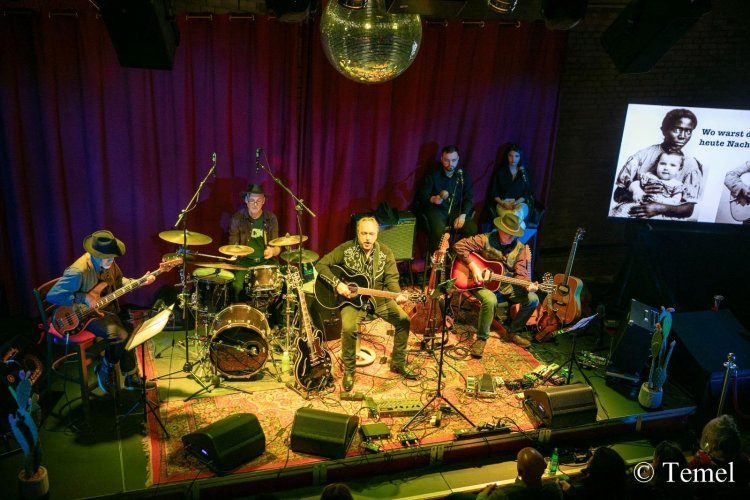 Berlin’de “Batıdan Vahşi Hikâyeler” ile müzikli anlatı sahneye taşındı