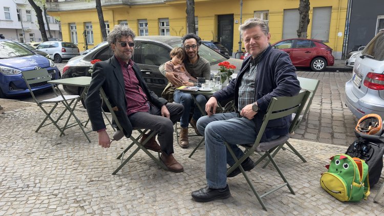 Berlin’de müzik sahnesi Cafe Altenbraker Basın Odası’nda buluştu