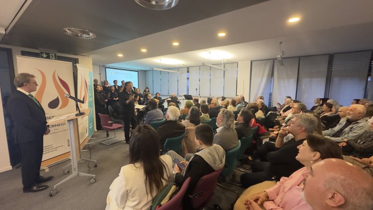 Berlin’de “Şarkılar ve Hikâyeleri” programına yoğun ilgi