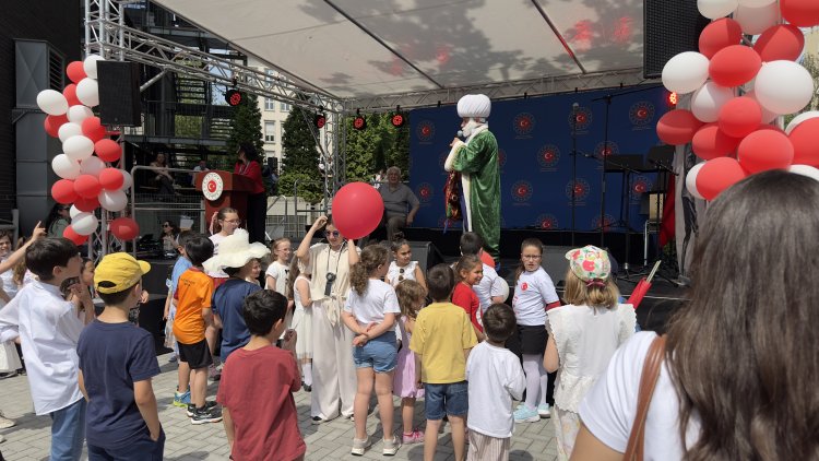 Berlin’de Çocuk ve Gençlik Şenliği düzenlendi