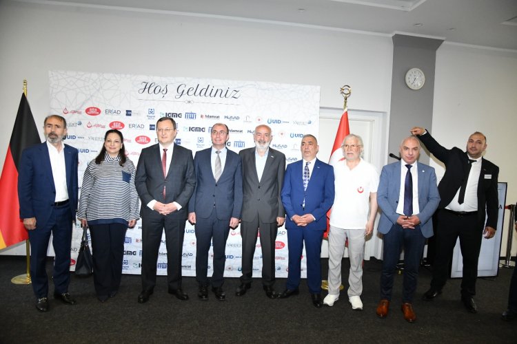 Berlin’de Kurban Bayramı buluşması: Türk STK’ları, siyaset ve diplomasi aynı çatı altında buluştu