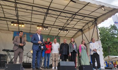 Rathaus Schöneberg’de çok kültürlü komşuluk buluşması