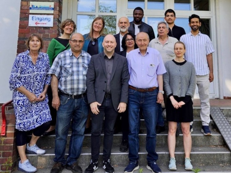 Reinickendorf’da babalara yönelik yeni destek programı başladı